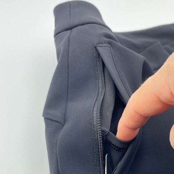 Lululemon On The Move Athletic Pants - Picture 6 of 15